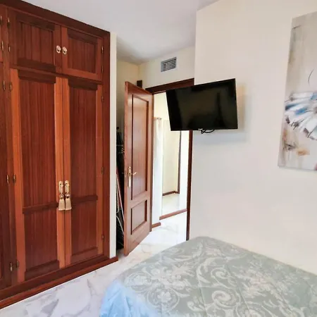 Cozy Seaside Apartment In Manilva *